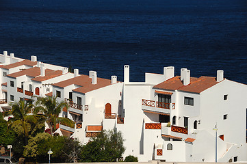 Image showing Hotel by the sea