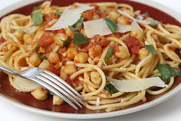 Image showing Spaghetti chickpea plate side view