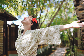 Image showing spa treatment at tropical resort