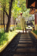 Image showing spa treatment at tropical resort