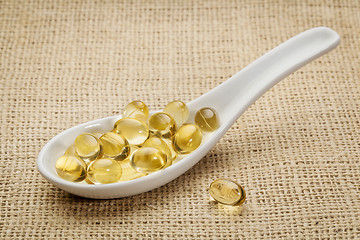 Image showing fish oil capsules