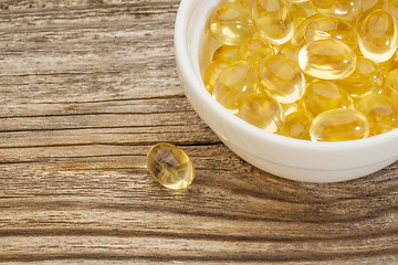 Image showing fish oil capsules