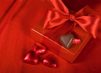 Image showing Gift and sweets heart