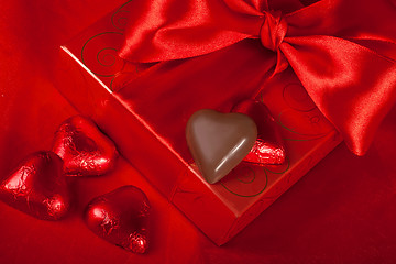 Image showing Gift and sweets heart