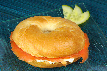 Image showing Bagel with soft cheese and smoked salmon