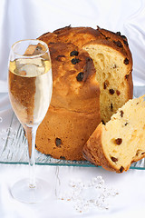 Image showing Panettone and Spumante for Christmas