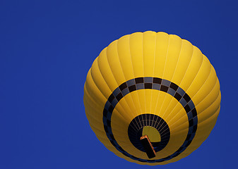 Image showing Hot air balloon on blue clear sky