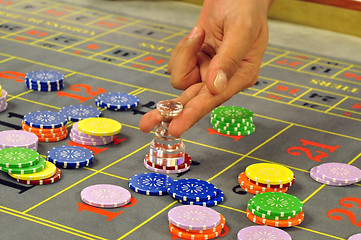 Image showing roulette dealer