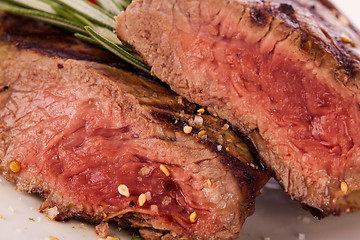 Image showing Succulent medium rare beef steak