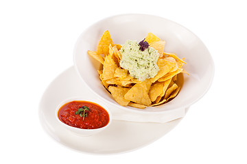 Image showing Crisp corn nachos with guacamole sauce