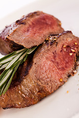 Image showing Succulent medium rare beef steak