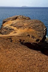 Image showing musk pond rock stone in el golfo lanzarote spain