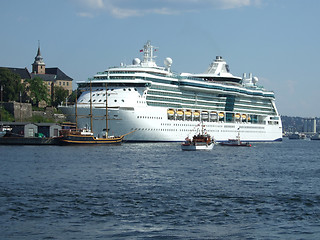 Image showing Cruise-ship
