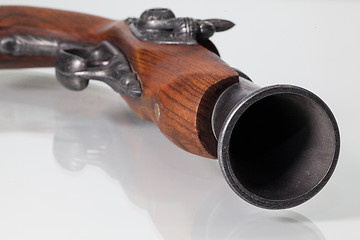 Image showing Very old gun