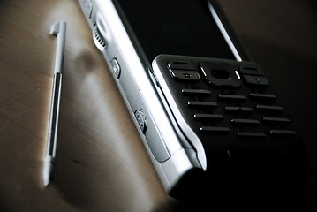 Image showing Shiny phone
