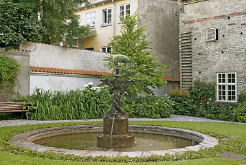 Image showing Courtyard with a fountain