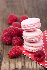 Image showing Macaroons with raspberry