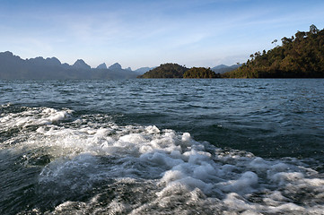 Image showing Chiew Lan Lake (Rajjaphapa Dam), Thailand