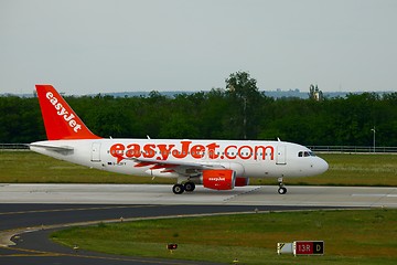 Image showing Plane taxiing