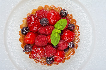 Image showing Cake with fresh berries