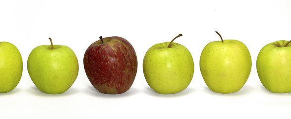 Image showing apples in a row