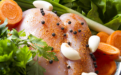 Image showing Raw chicken with carlig
