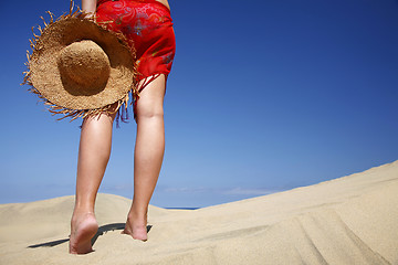 Image showing Beach Woman and Hat