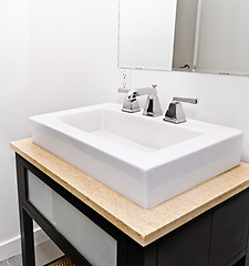 Image showing Bathroom sink