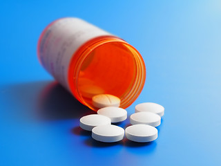 Image showing Bottle with pills