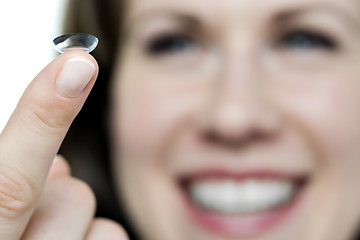 Image showing Woman with contact lense