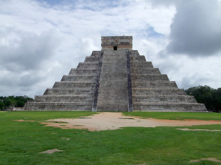 Image showing El Castillo in Chichen Itza