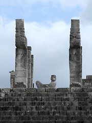 Image showing Temple of the Warriors detail in Chichen Itza