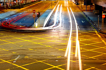 Image showing Traffic light on roadway