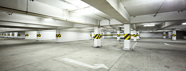 Image showing Parking lot