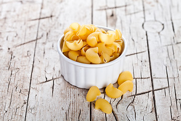 Image showing uncooked pasta in a bowl