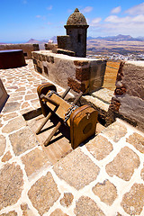 Image showing winch house  castillo de las coloradas  lanzarote  spain the old