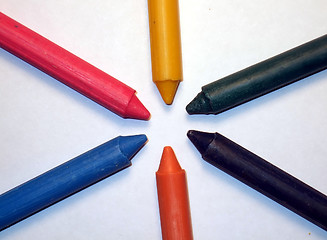 Image showing wax colored pencils