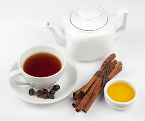 Image showing berries  tea