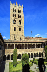 Image showing Ripoll monastery cloister