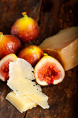 Image showing pecorino cheese and fresh figs 