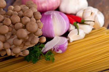 Image showing Italian pasta and mushroom sauce ingredients