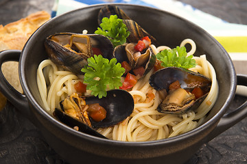 Image showing Clams in tomato sauce 