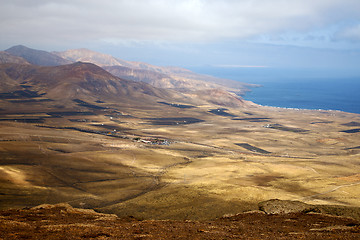 Image showing lanzarote  house field coastline