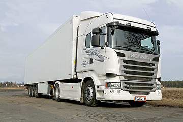 Image showing White Scania R440 Truck at Spring