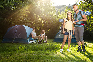 Image showing Couple going to hike