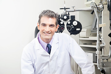 Image showing Doctor in Ophthalmology Clinic