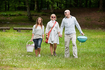 Image showing Friends On a Weekend Outing