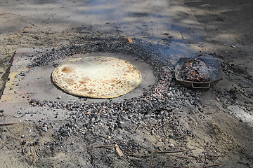 Image showing Baking bread