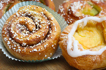 Image showing Fresh Cinnamon Buns