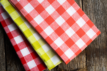 Image showing Checkered cloth napkins